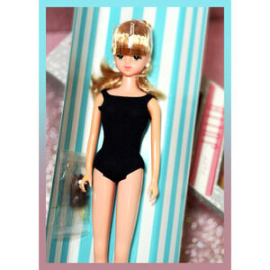 Vtg Takara Japan Life Style JENNY Club Friend JULIA Fashion Doll 11" Barbie Box